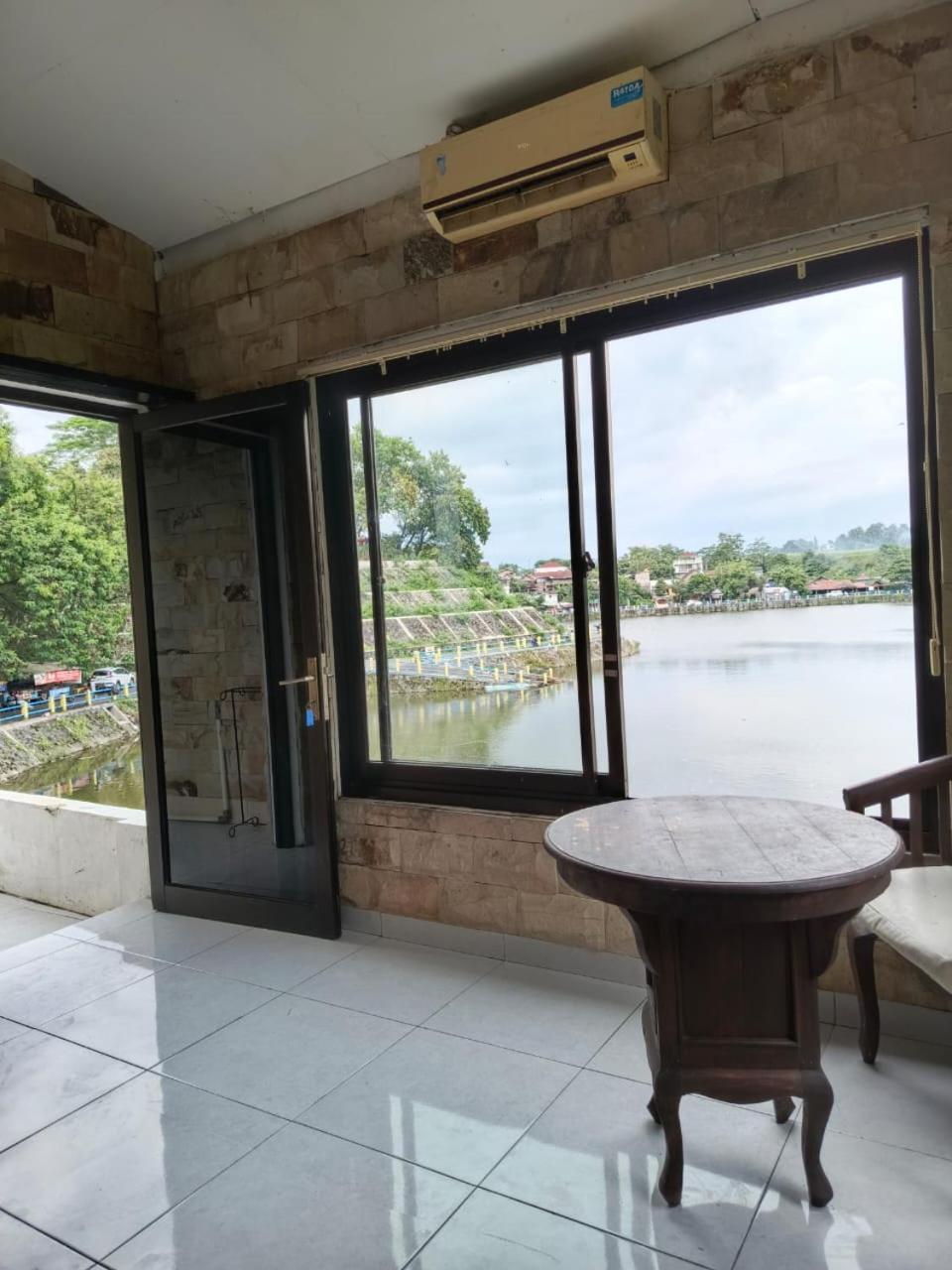 Omah Kenangan At Seven Trumpets Resort Maguwo Exterior foto