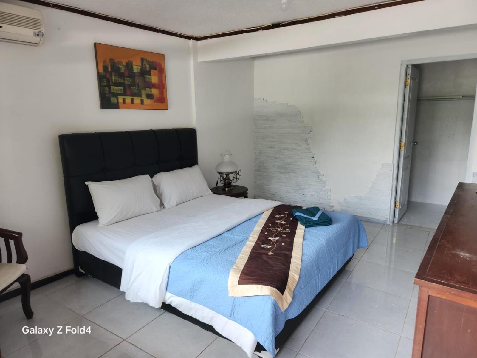 Omah Kenangan At Seven Trumpets Resort Maguwo Exterior foto